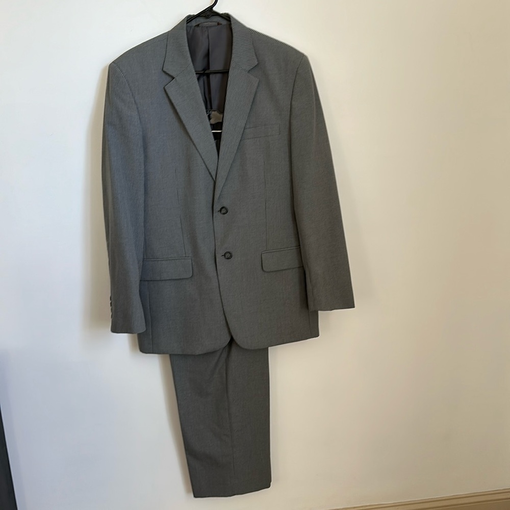 Merona men’s suit